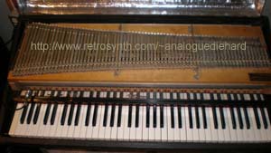 fender-rhodes-sparkletop-harp-pic